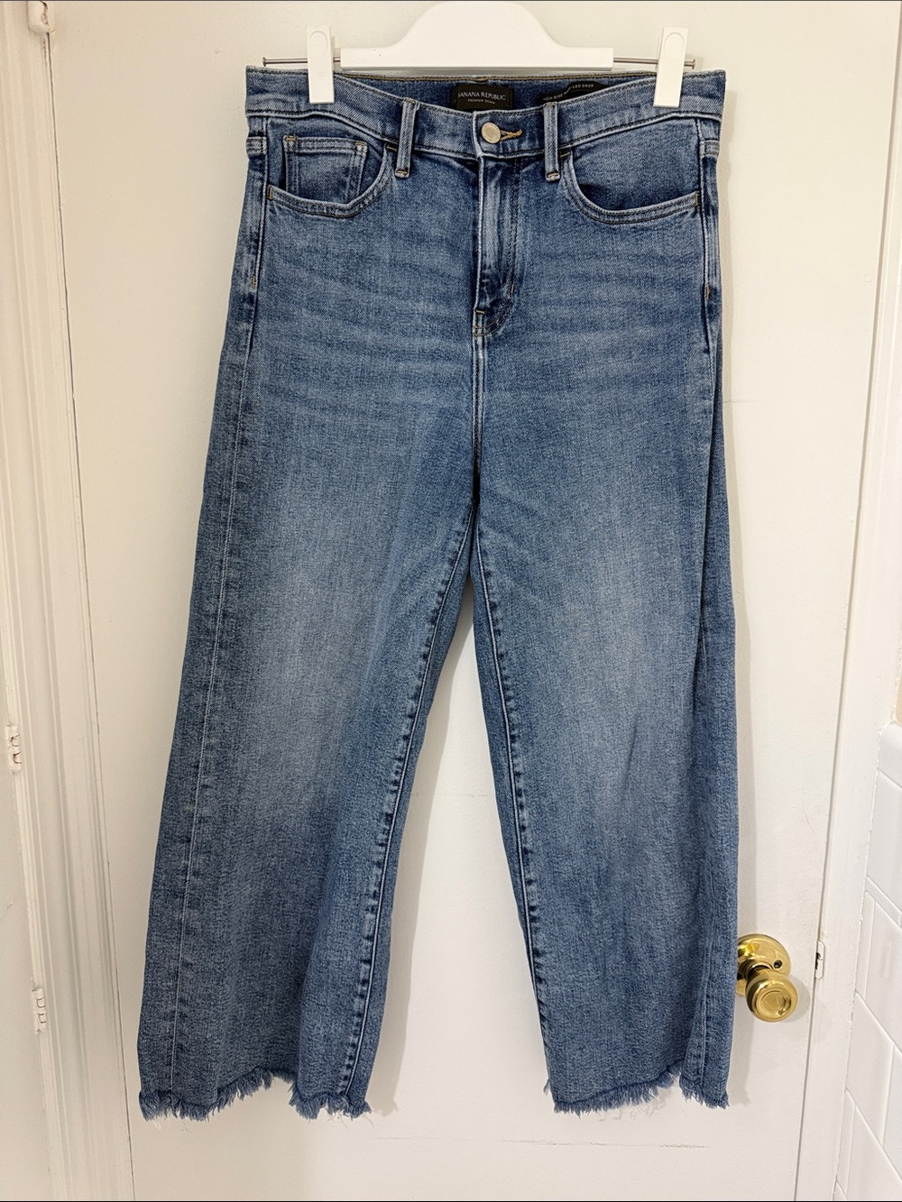 Banana Republic Premium Denim High-Rise Wide-Leg Crop